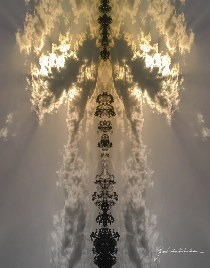 Angelic Whisper — a mirrored Visual Meditation
